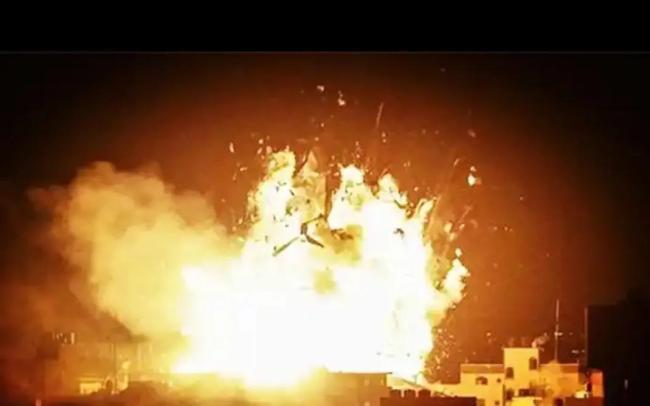 伊朗导弹基地被袭后建筑群夷为平地